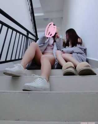 电梯另类体验_BDHD高清在线观看
